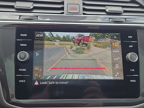 Certified 2022 Volkswagen Tiguan SEL R-Line AWD/4WD image 21
