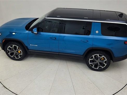 Used 2024 Rivian R1S Launch Edition image 81