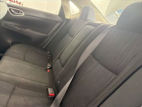 Used 2019 Nissan Sentra SV image 13