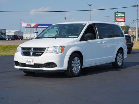 Used 2018 Dodge Grand Caravan SE w/ UConnect Hands-Free Group FWD image 7