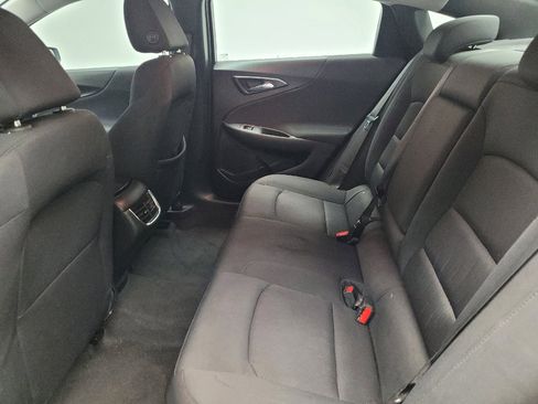 Used 2020 Chevrolet Malibu LT FWD image 18