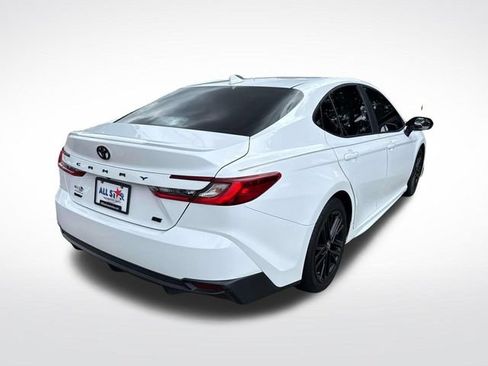 Used 2025 Toyota Camry SE FWD image 8