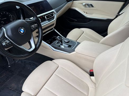 Used 2021 BMW 330i Sedan w/ Convenience Package image 21