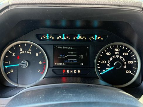 Used 2018 Ford F150 XLT w/ Equipment Group 302A Luxury AWD/4WD image 10
