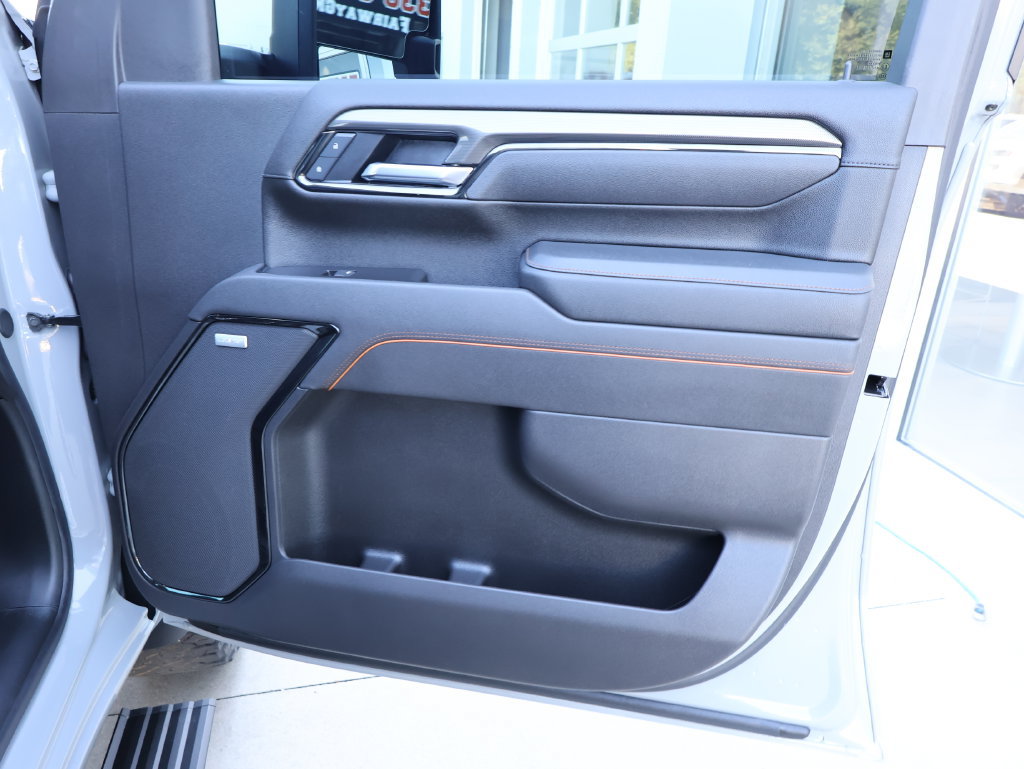 Certified 2025 GMC Sierra 3500 AT4 w/ AT4 Premium Plus Package AWD/4WD image 45