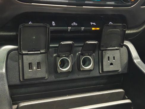 Used 2017 GMC Sierra 1500 SLT AWD/4WD image 41