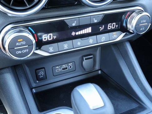 New 2025 Nissan Sentra SR image 12