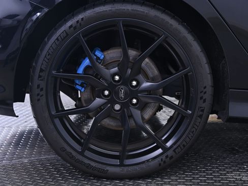 Used 2016 Ford Focus RS image 14