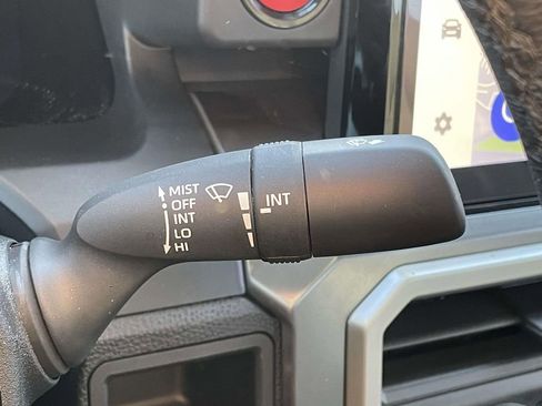 Used 2025 Toyota Tacoma TRD Off-Road AWD/4WD image 15