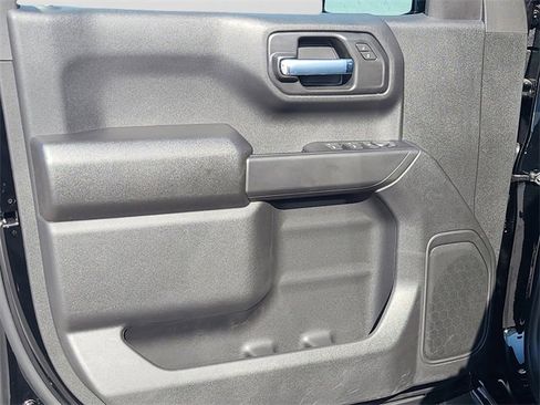 New 2026 Chevrolet Silverado 1500 Custom image 18