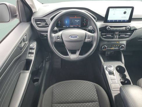 Used 2025 Ford Escape Active AWD/4WD image 12