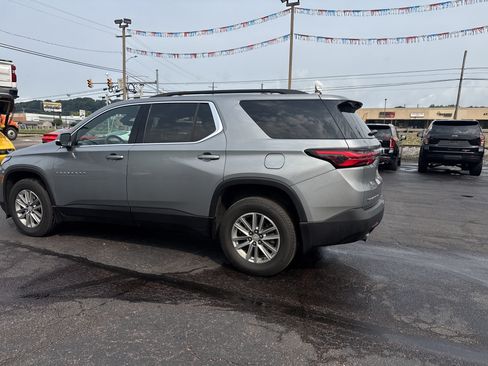 Used 2023 Chevrolet Traverse LT w/ LPO, Floor Liner Package AWD/4WD image 6