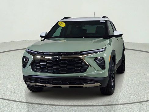 New 2026 Chevrolet TrailBlazer ACTIV w/ Convenience Package AWD/4WD image 2