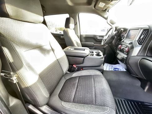 Used 2022 Chevrolet Silverado 1500 LT image 27