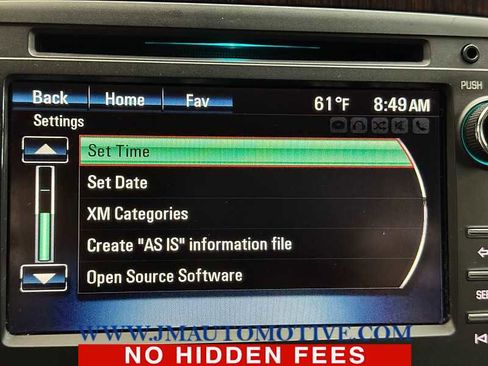 Used 2017 Chevrolet Traverse LT image 29