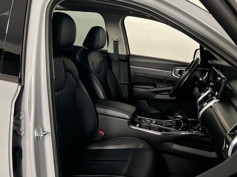 Used 2022 Kia Sorento SX image 32