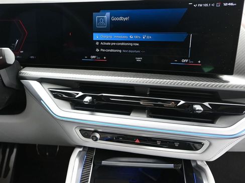 Certified 2023 BMW XM AWD/4WD image 28