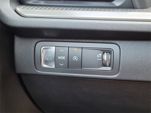 New 2025 Chevrolet Traverse LT image 20