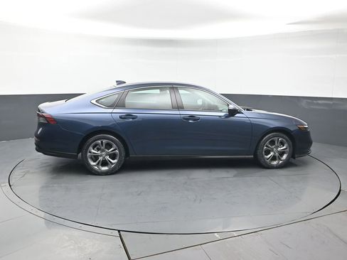 Used 2024 Honda Accord EX image 8