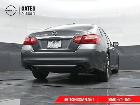 Used 2016 Nissan Altima 2.5 SL w/ 2.5 Technology w/LED Package FWD image 34