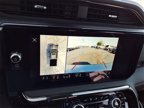 Used 2024 GMC Sierra 1500 AT4 w/ AT4 Premium Package image 6