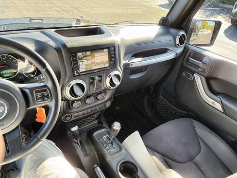 Used 2013 Jeep Wrangler Sahara w/ Dual Top Group image 14