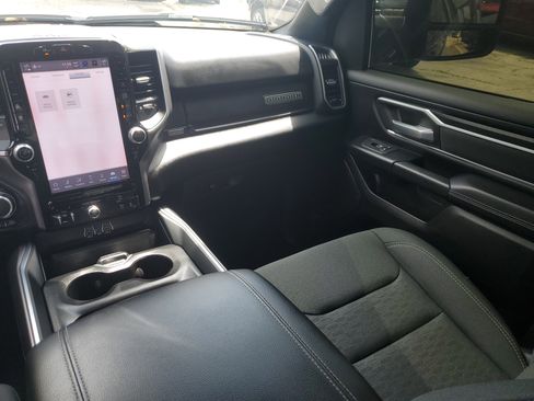 Used 2025 RAM 1500 Big Horn AWD/4WD image 14