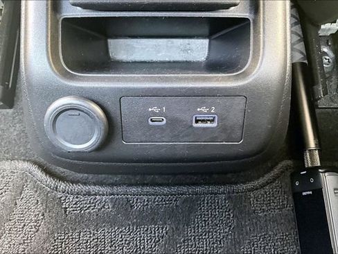 Certified 2023 Nissan Ariya FWD image 16