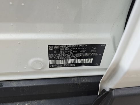 Used 2025 Toyota RAV4 XLE w/ Convenience Package FWD image 35