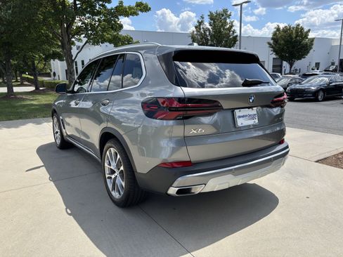 Used 2024 BMW X5 xDrive40i w/ Executive Package AWD/4WD image 8