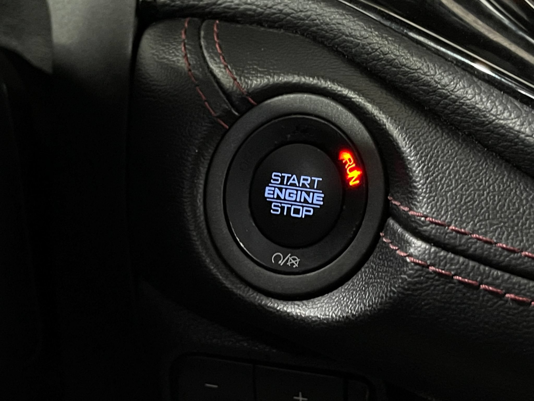 Used 2022 Dodge Durango R/T w/ Blacktop Package AWD/4WD image 21