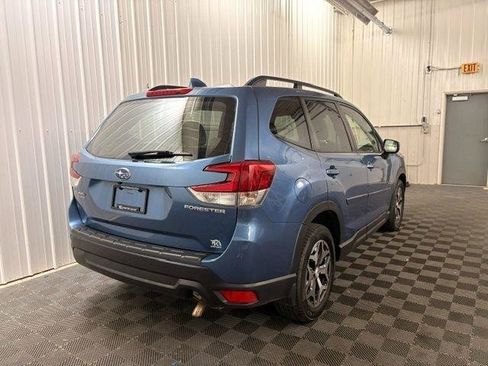 Used 2019 Subaru Forester Premium w/ All-Weather Package AWD/4WD image 23