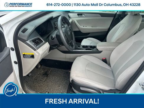 Used 2015 Hyundai Sonata SE FWD image 11