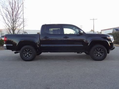 Used 2023 Toyota Tacoma SR5 image 4
