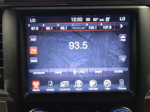 Used 2013 RAM 1500 Laramie w/ Convenience Group RWD image 25