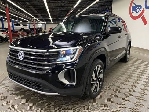 Used 2024 Volkswagen Atlas SE image 6