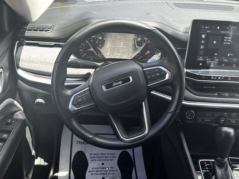 Used 2022 Jeep Compass Latitude AWD/4WD image 14