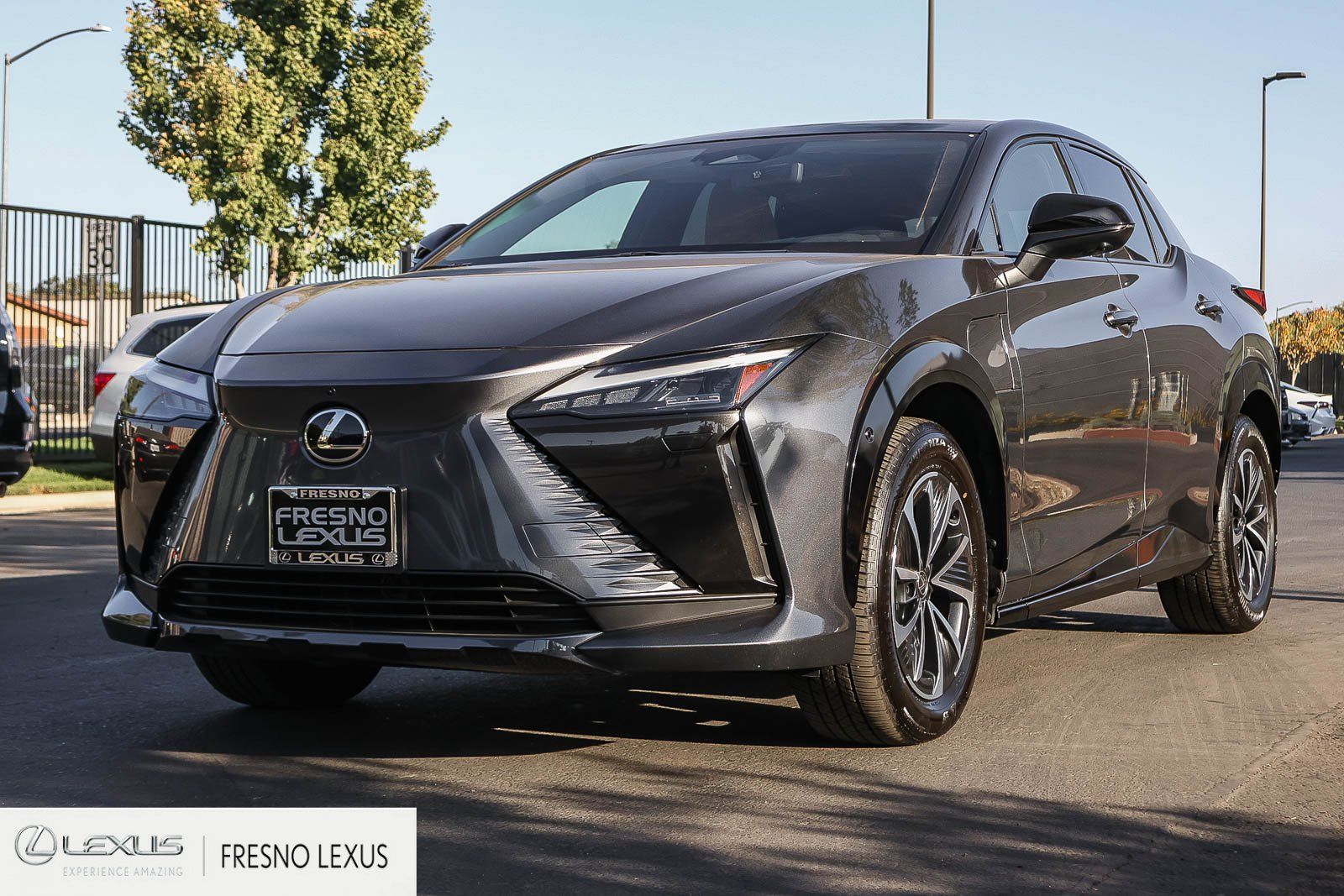 Used 2023 Lexus RZ 450e Premium w/ Technology Package AWD/4WD image 3