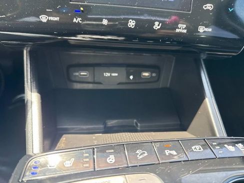 Used 2022 Hyundai Tucson Limited image 28