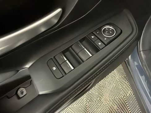 Used 2024 Toyota Grand Highlander AWD image 10