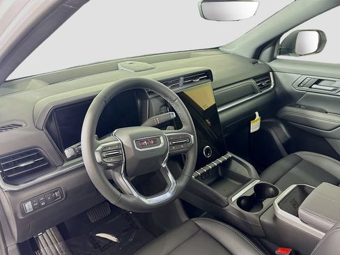 New 2026 GMC Terrain Elevation w/ Elevation Premium Package AWD/4WD image 9