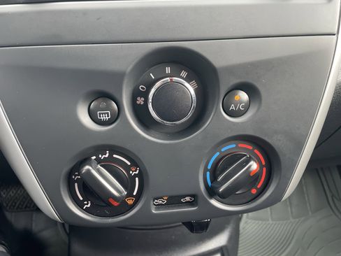 Used 2016 Nissan Versa Note S Plus image 19