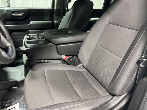 Used 2025 Chevrolet Silverado 3500 W/T image 25