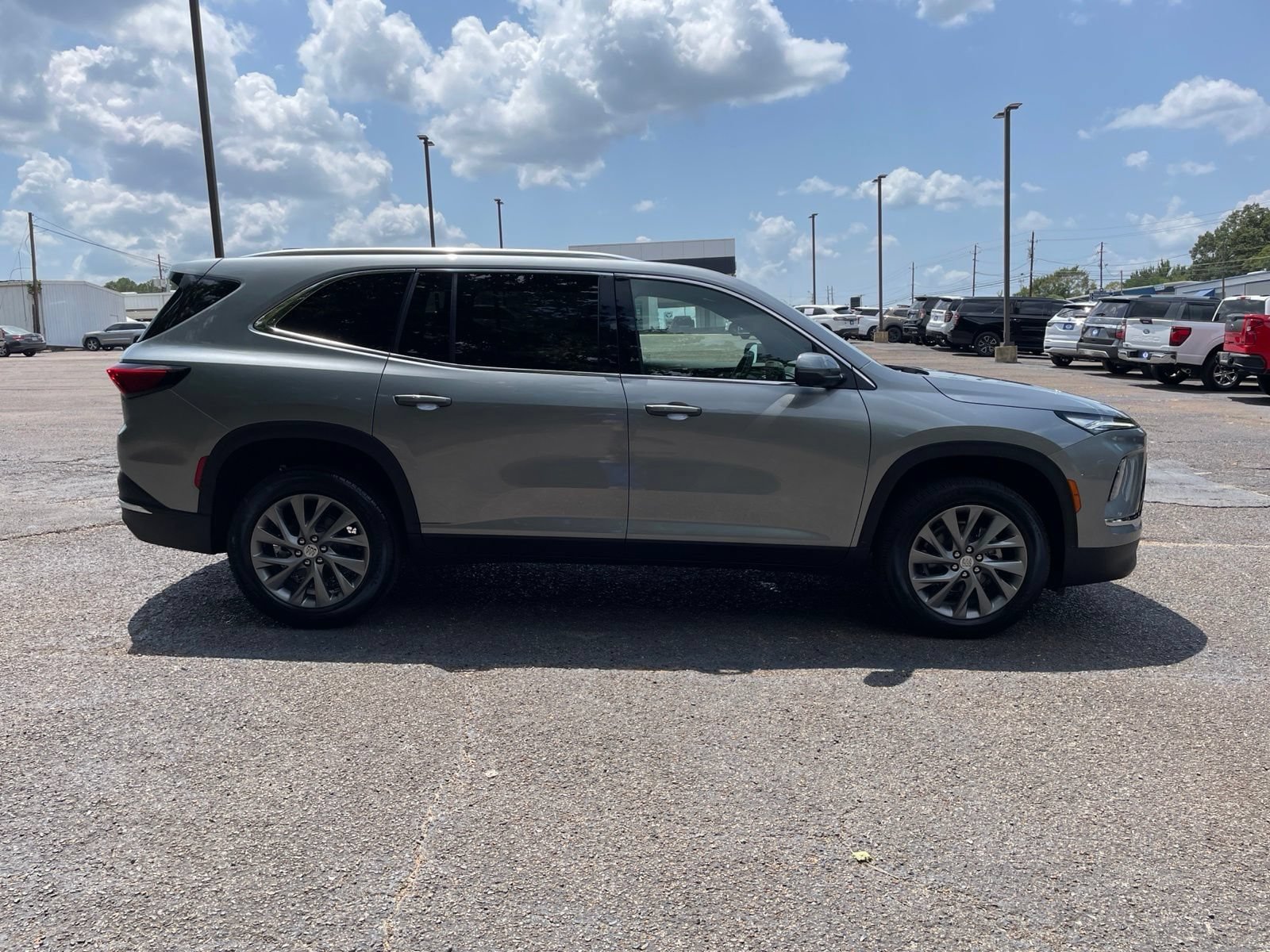 New 2026 Buick Enclave Preferred w/ Power Package FWD image 7