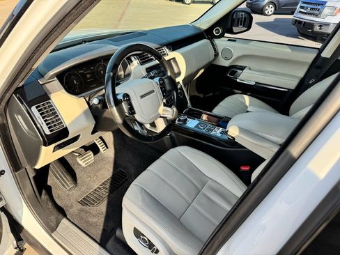 Used 2017 Land Rover Range Rover Supercharged AWD/4WD image 13