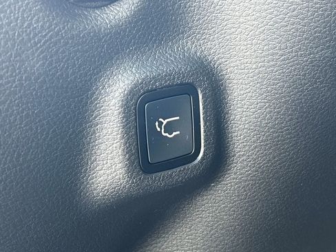 Used 2022 Jeep Compass Latitude w/ Convenience Group AWD/4WD image 11