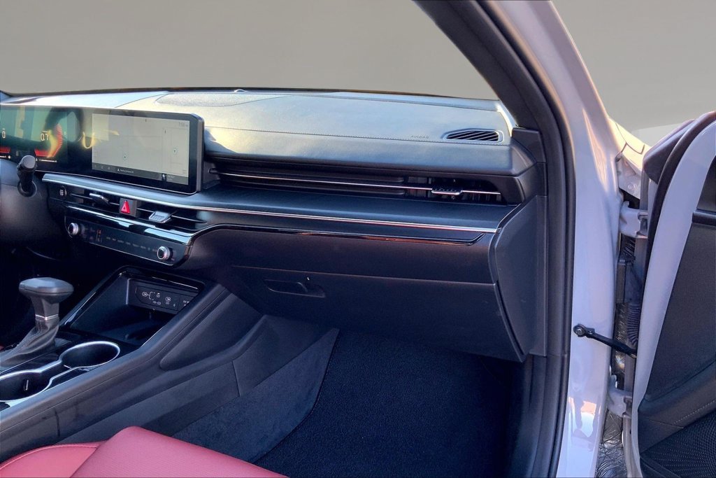 Used 2026 Kia K5 GT-Line w/ GT-Line Red Interior Package FWD image 17