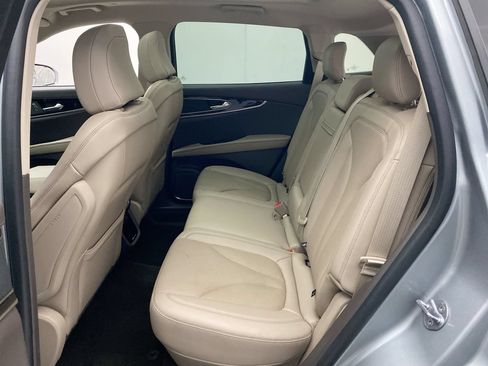 Used 2023 Lincoln Nautilus Reserve AWD/4WD image 25
