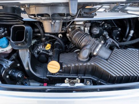 Used 2004 Porsche 911 Carrera image 24