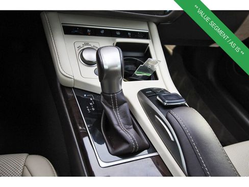 Used 2018 Lexus ES 350 w/ Luxury Package w/Wood Trim FWD image 29
